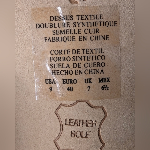 Kenneth Cole Reaction black Satin Heels 9 - Picture 6 of 8